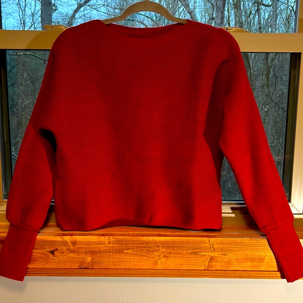 Never worn. Sweater